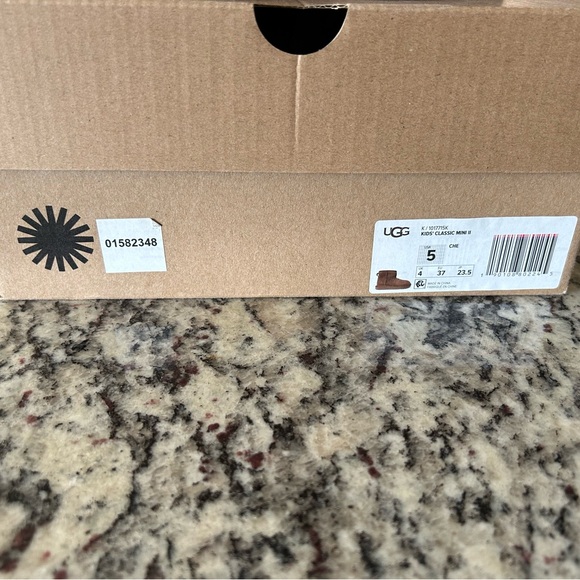 UGG® Classic Mini II Boot - Chestnut - Picture 6 of 8